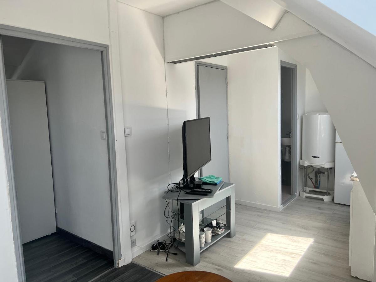Appartement Prive Calais Exterior photo